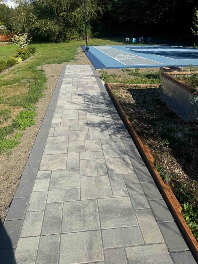 Walkway path installed by Ivan's Landscape & Construction in Snohomish County Washington State